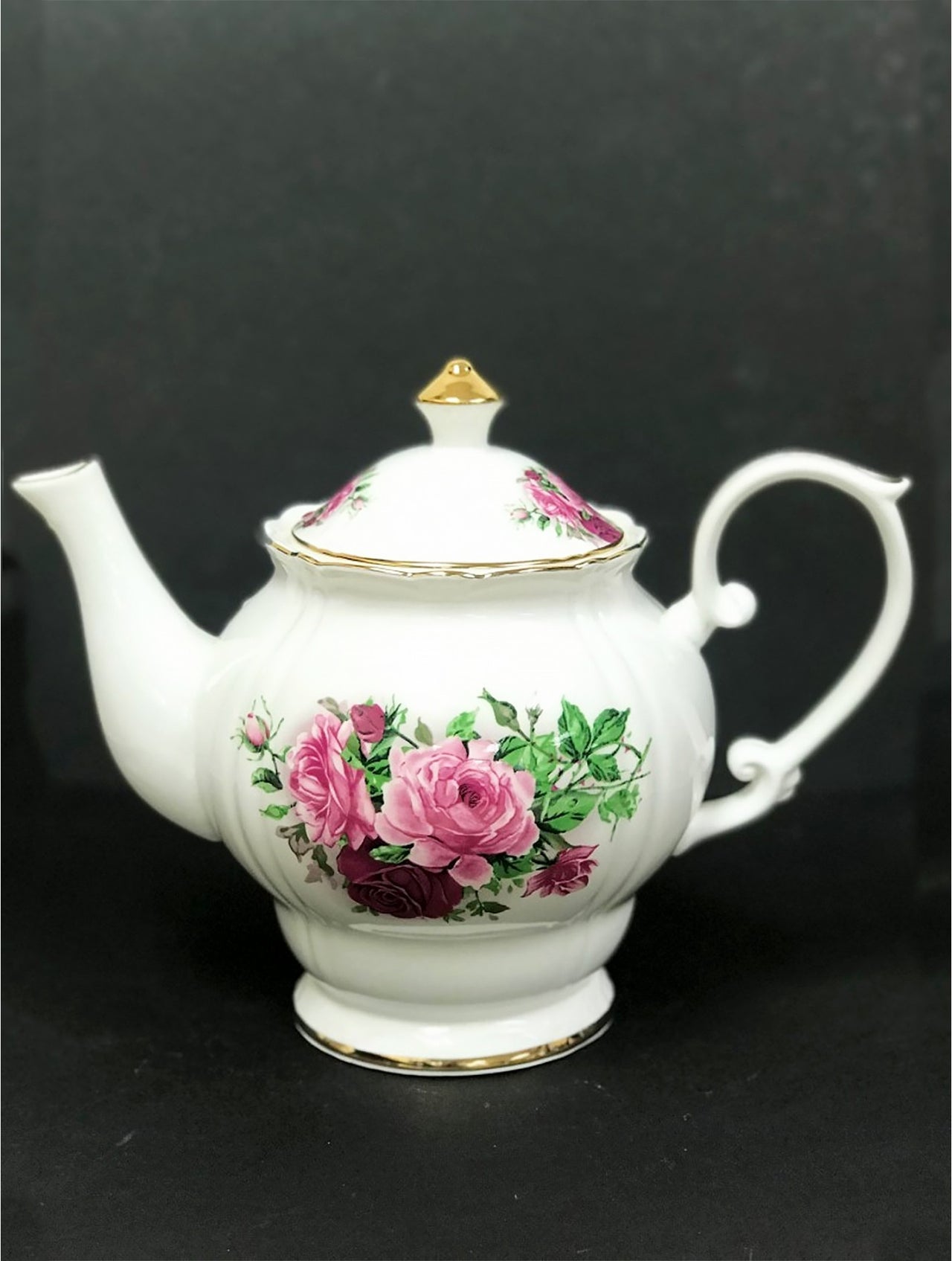 Teapot w/Roses