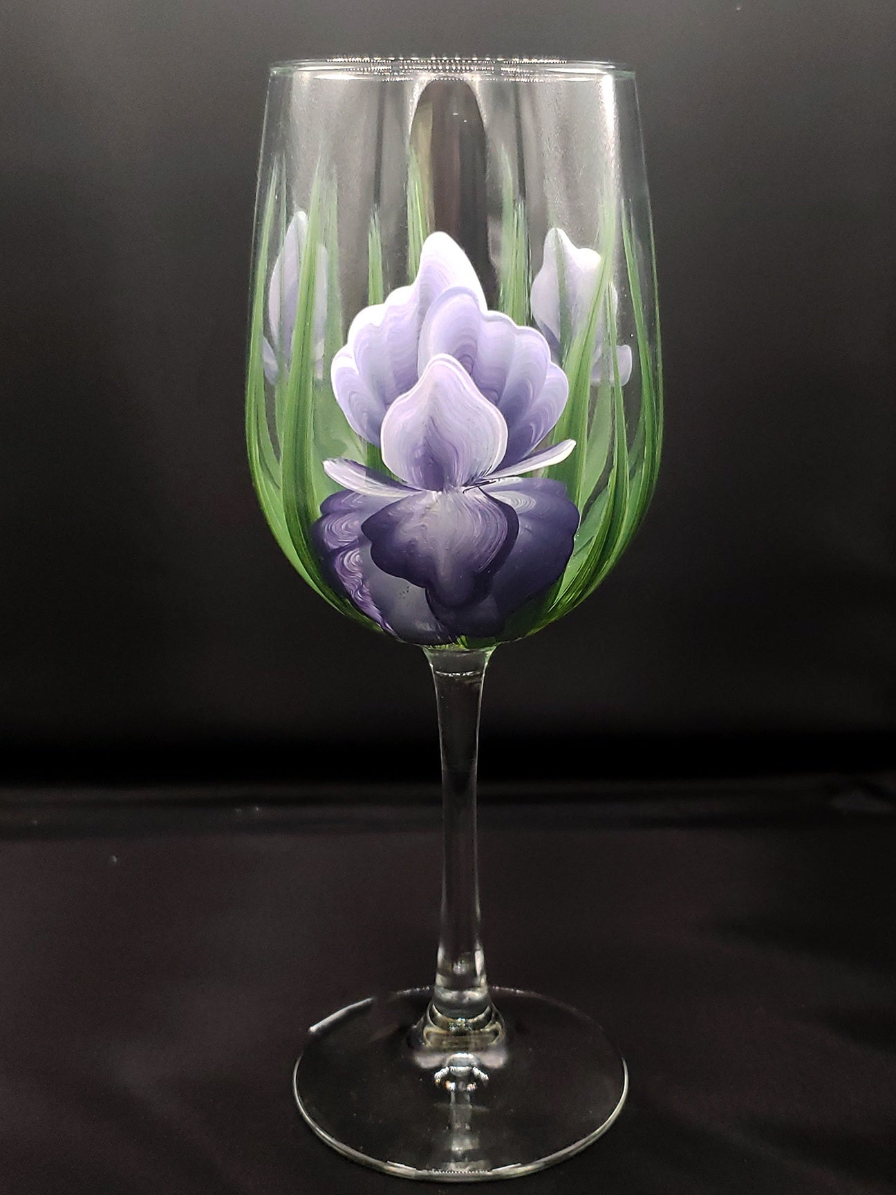Stemmed Wine Glasses - Iris